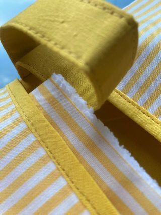 Bolso cambiador portátil rayas amarillo