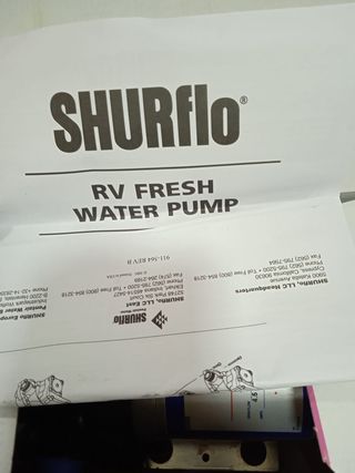 Bomba de agua 7L de la marca Shurflo