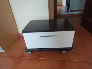 2 Cajoneras modernas madera y metal