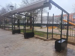 Estructura para 4 toldos 3m con ruedas