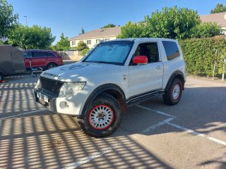 Mitsubishi Montero 2008