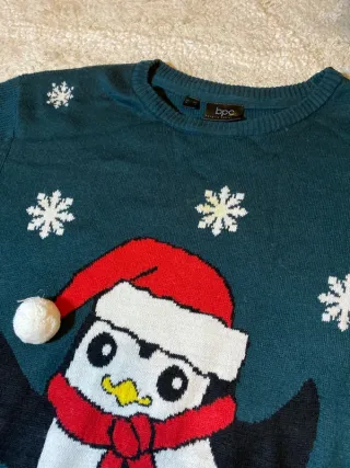 Jersey Navideño Pingüino Patinador Talla M