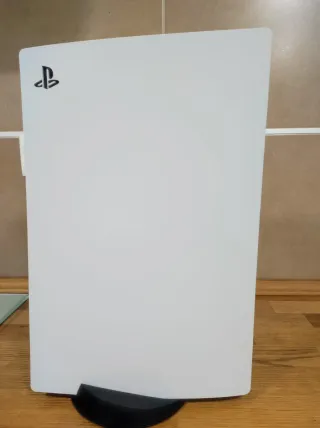 Consola PlayStation 5 + 4 Juegos