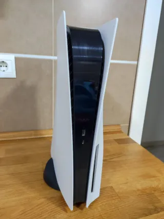 Consola PlayStation 5 + 4 Juegos