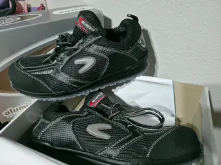 Zapatos Seguridad COFRA 44
