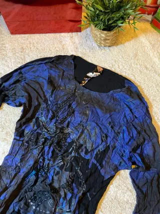 Blusa Desigual Azul y Negra
