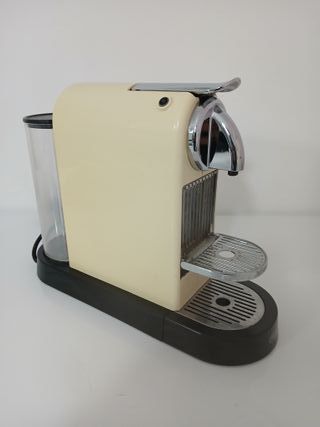 Macchina Caffè Nespresso De Longhi Beige