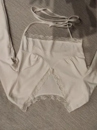 Top SHEIN blanco encaje