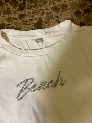 Bench Sudadera Blanca Plateada Y2K