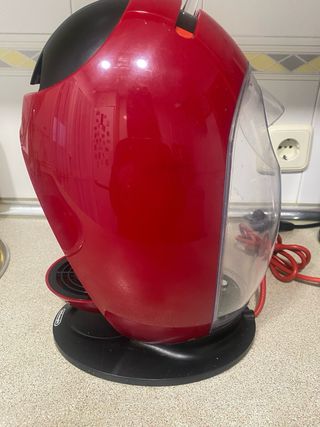 Cafetera Dolce Gusto Roja