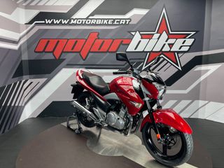 Suzuki Inazuma GW250 Granate