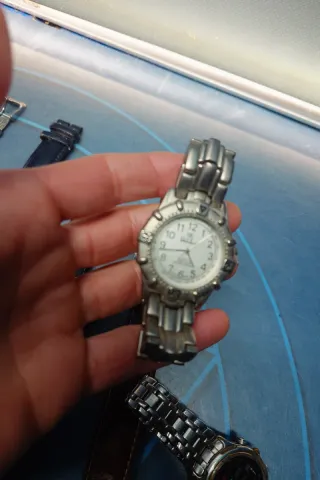 9 relojes para piezas