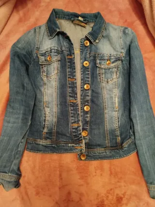 Chaqueta Vaquera Bershka Talla S