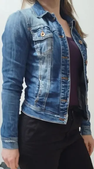 Chaqueta Vaquera Bershka Talla S