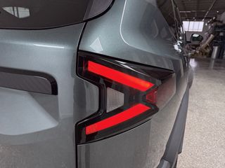 DACIA BIGSTER Journey hybrid 155