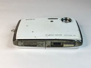 LOTTO DI TRE FOTOCAMERE DIGITALI PER RICAMBI