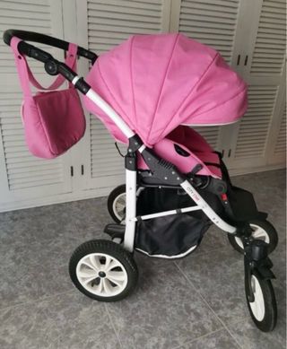 Carrito de bebé rosa