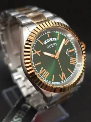 Reloj Guess Connoisseur Hombre Dorado Verde