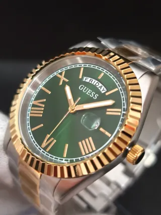 Reloj Guess Connoisseur Hombre Dorado Verde