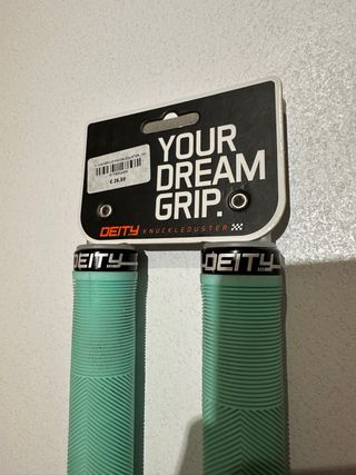 Manopole Deity Knuckleduster Verde