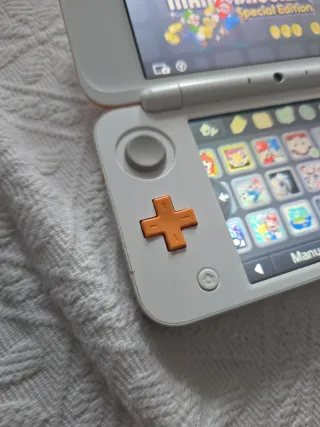 Nintendo NEW 2DS XL Blanca con juegos