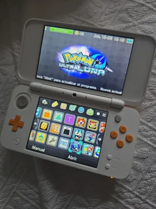 Nintendo NEW 2DS XL Blanca con juegos