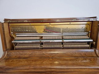 Piano Vertical Lochmann & Cº