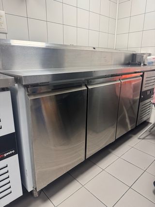 Maquinaria de cocina acero inoxidable