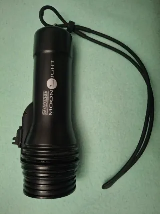 Linterna de buceo Omersub Moonlight