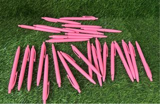 28 Bolígrafos Rosas