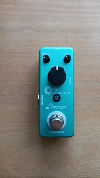Pedal Donner Stylish Fuzz Guitarra