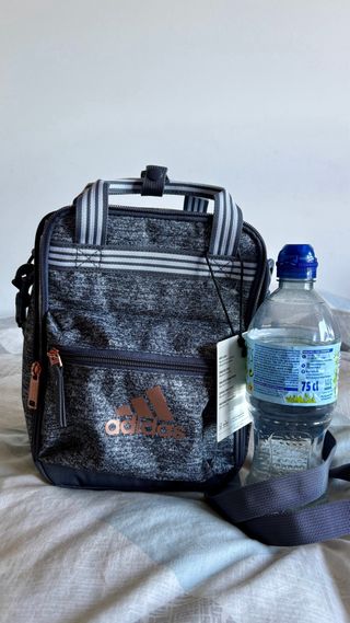 Bandolera Adidas  Gris y Dorado