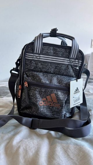 Bandolera Adidas  Gris y Dorado