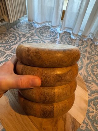 Contenitore in legno con coperchio