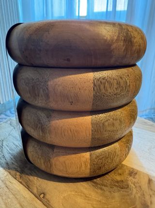 Contenitore in legno con coperchio