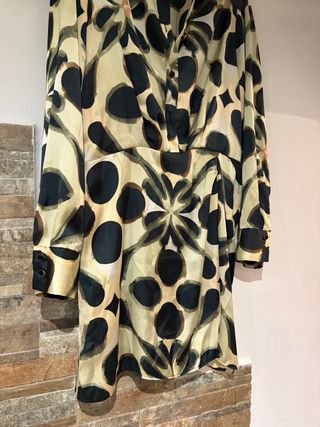 Vestido satinado estampado