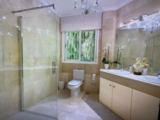 Chalet en alquiler en Elviria en Marbella