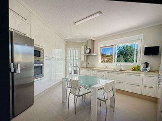 Chalet en alquiler en Elviria en Marbella