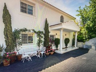 Chalet en alquiler en Elviria en Marbella