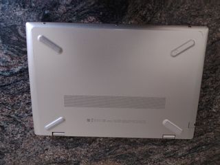 Portátil HP 14-ce2003ns gris.