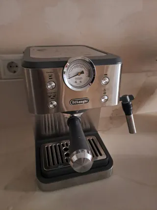 Cafetera DeLonghi Acero Inoxidable