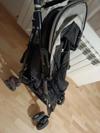 Silla de paseo Maclaren negra