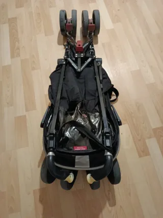 Silla de paseo Maclaren negra