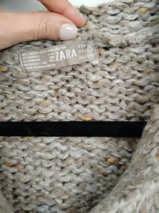 Chaleco Zara invierno con capucha