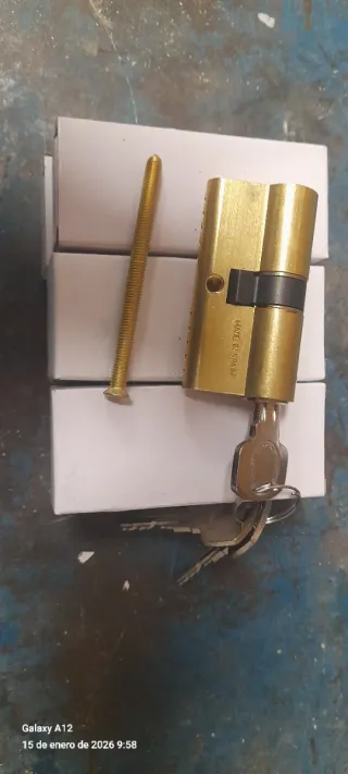 6 Bombines de Cerradura con Llaves