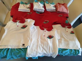 15 Uniformes C.E.I. La Mariquita