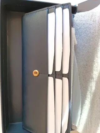 Cartera Tommy Hilfiger Azul con Rayas