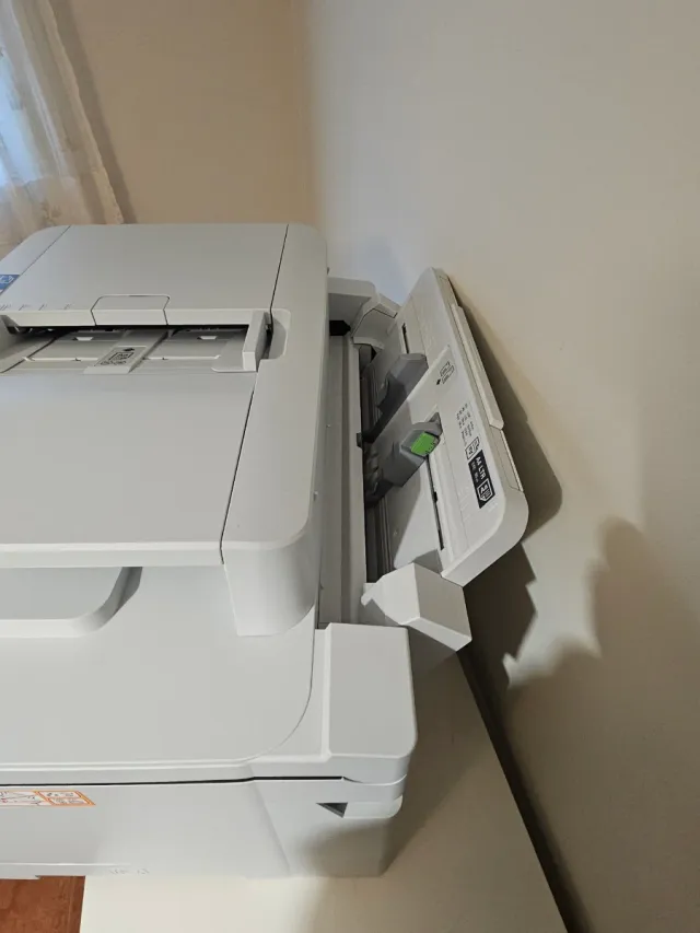 Impresora Multifunción Brother MFC-J5740DW, WiFi