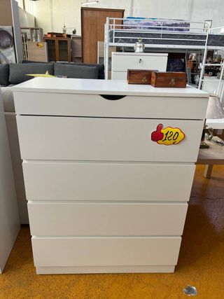 Tocador blanco con espejo y cajones