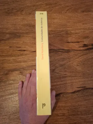 Comunidades de violencia: La persecución de las...